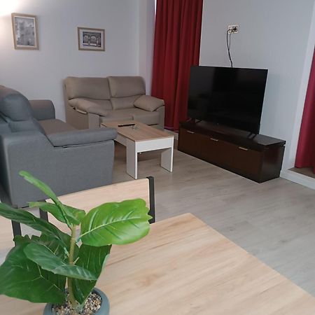 Apartamentos Turisticos Avila Puerta Del Puente 1-3 Exterior photo